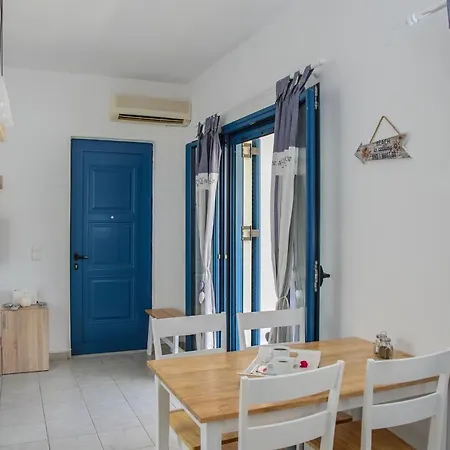 Mmm Apartment Makry Gialos  Exterior photo